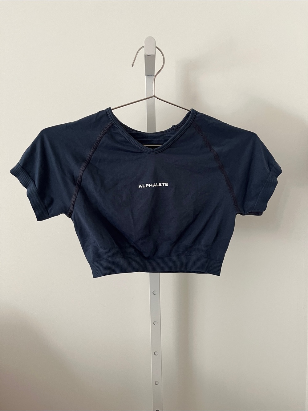 Alphalete Navy Short Sleeve Seamless Crop Top